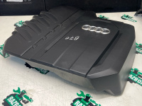 Audi / A5 / Декоративная крышка двигателя