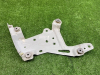 Porsche / Cayenne / Крепление фары