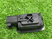 Ford / EXPLORER / Кнопка крышки багажника