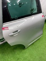 Volkswagen / Touareg / Дверь боковая