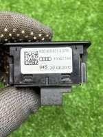 Audi / Q7 / Кнопка крышки багажника