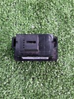 Audi / Q7 / Кнопка крышки багажника