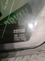 Land Rover / Range Rover Sport / Стекло заднее