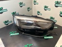 Audi / A5 / Фара