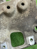 Audi / A5 / Кронштейн АКПП