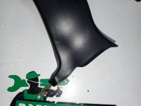 Audi / A6 / Накладка петли багажника