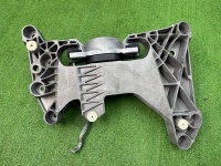 BMW / 7-Series / Кронштейн АКПП