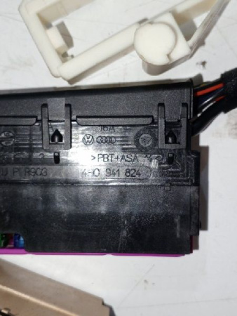 Audi / A6 / Блок предохранителей