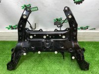 BMW / 1-Series / Подрамник