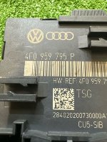 Audi / Q7 / Блок управления двери