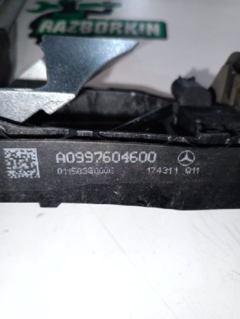 Mercedes-Benz / GLC 250d 4-matic / Замок двери комплект