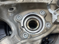 Porsche / Cayenne / Кулак поворотный