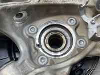 Porsche / Cayenne / Кулак поворотный