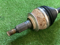 Chevrolet / Tahoe / Приводной вал