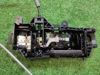 Audi / Q5 / Замок двери комплект