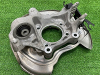 Audi / A6 / Кулак поворотный