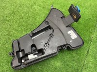 BMW / 7-Series / Бачок омывателя