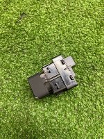 Chevrolet / Tahoe / Кнопка ручника