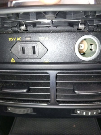 Volkswagen / Touareg / Консоль центральная