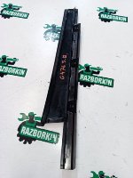 Volkswagen / Touareg / Накладка двери