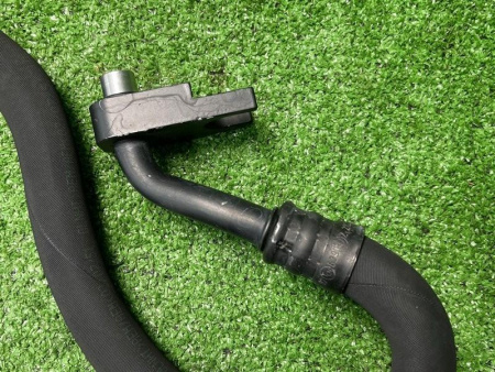 BMW / M6 / Трубка радиатора