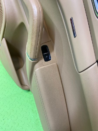 Porsche / Cayenne / Обшивка двери