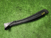 Mercedes-Benz / 300E / Водосток