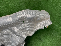 Audi / Q8 / теплозащитный экран