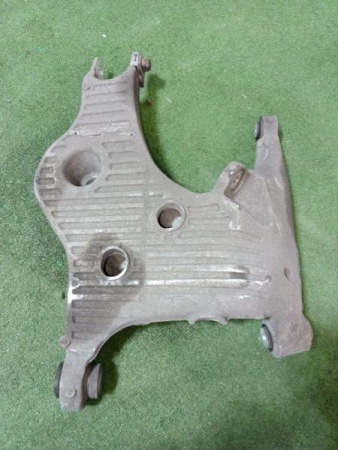 Land Rover / Range Rover Sport / Рычаг подвески