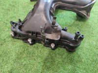 Volkswagen / Touareg / Коллектор впускной