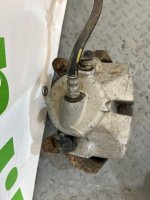 BMW / 3-Series / Суппорт тормозной