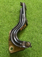 Chevrolet / Tahoe / Петля капота