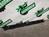 BMW / 5-Series / Кронштейн порога