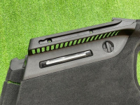 Audi / A7 / Обшивка багажника