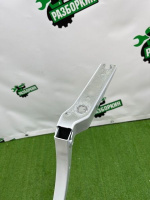 Audi / A6 / Петля крышки багажника