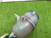 Audi / A4 / Бачок расширительный