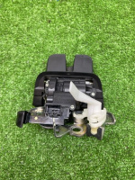 Audi / Q7 / Замок багажника