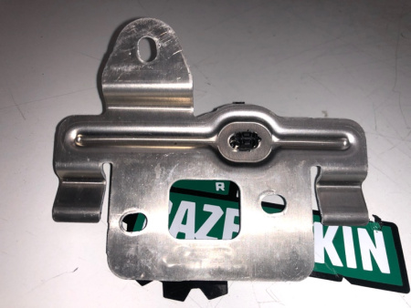 Mercedes-Benz / GLC 250d 4-matic / Кронштейн блока управления