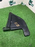 BMW / X5 / Накладка жабо