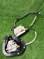 Audi / A7 / Замок двери с доводчиком