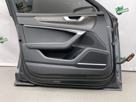 Audi / A6 / Дверь боковая