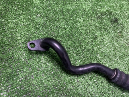 BMW / M6 / Трубка радиатора