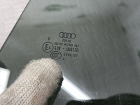 Audi / S5 / Стекло двери