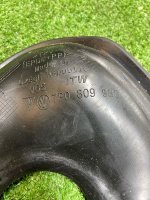 Volkswagen / Touareg / Уплотнитель