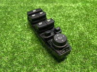 BMW / 1-Series / Блок кнопок