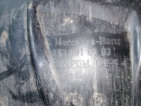 Mercedes-Benz / GLC 250d 4-matic / Подкрылок