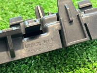 Audi / A6 / Кронштейн крыла