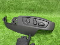 Audi / Q7 / Накладка сиденья