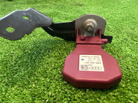 Audi / A6 / Антенна