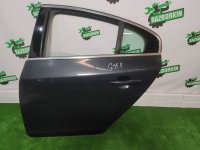 Volvo / S60 / Дверь боковая